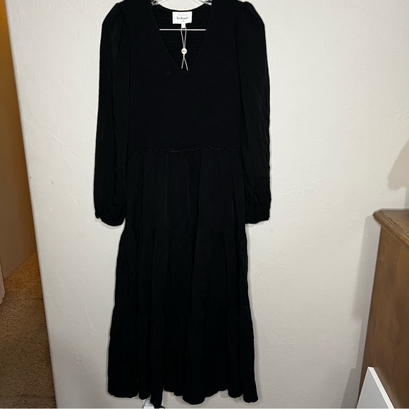 Bohme Black Tencel Smocked Tiered Long Sleeve V-Neck MIDI Dress - Picture 2 of 11